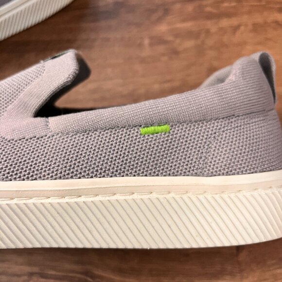 Cariuma Grey Knit Slip On Sneaker Sz M 10.5/ W 12 - Picture 10 of 12